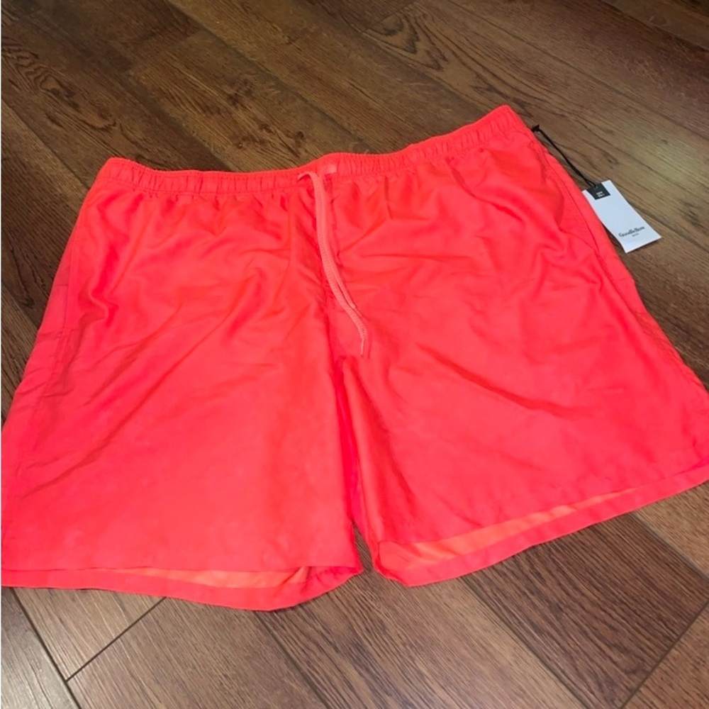 Goodfellow & Co.  Men’s Swim Trunks /  XXL  / 7” Hit Above The Knee: New W/ Tags